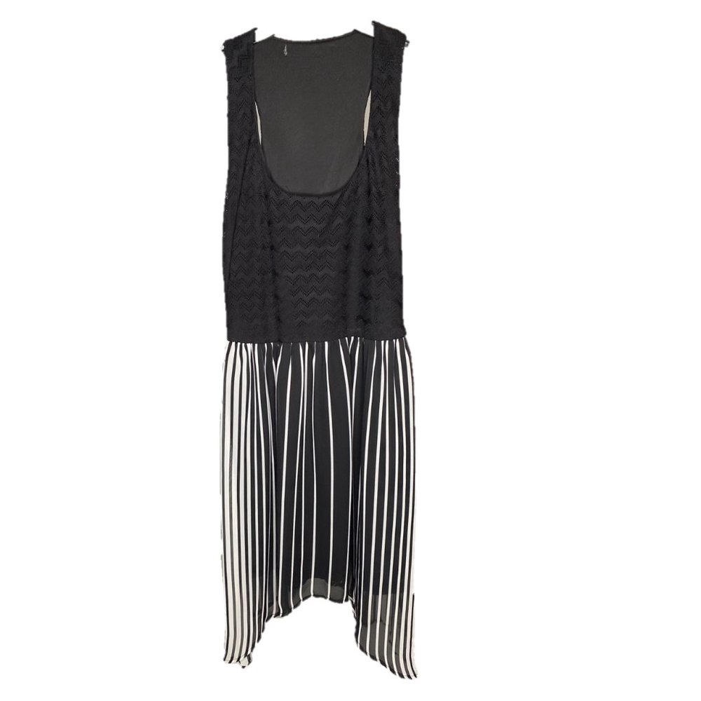 Dress with Chevron-Woven Top and Flowy B&W Bottom